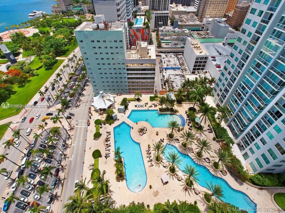 253 NE 2nd St 902, Miami, Florida 33132