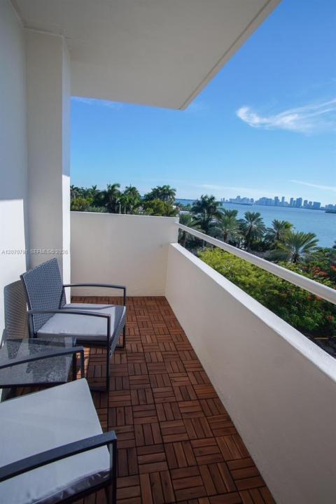 7904 West Dr 501, North Bay Village, Floride 33141, États-Unis