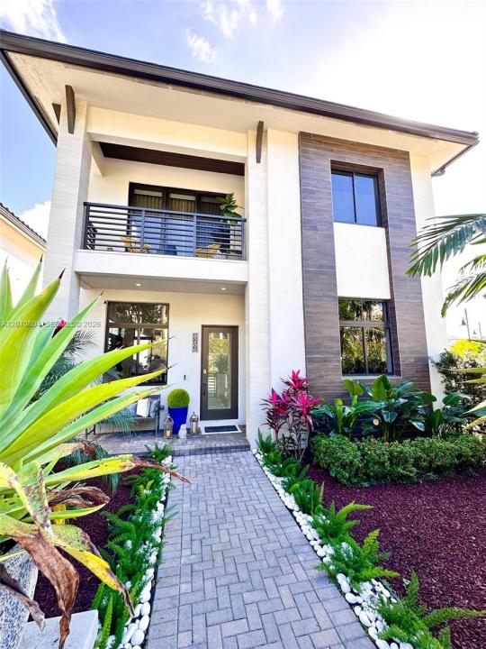 8286 NW 51st Ter, Doral, Florida 33166, Stati Uniti