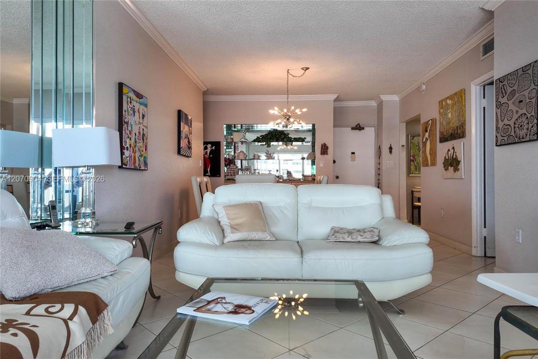 1950 S Ocean Dr 9C, Hallandale Beach, Floride 33009, États-Unis