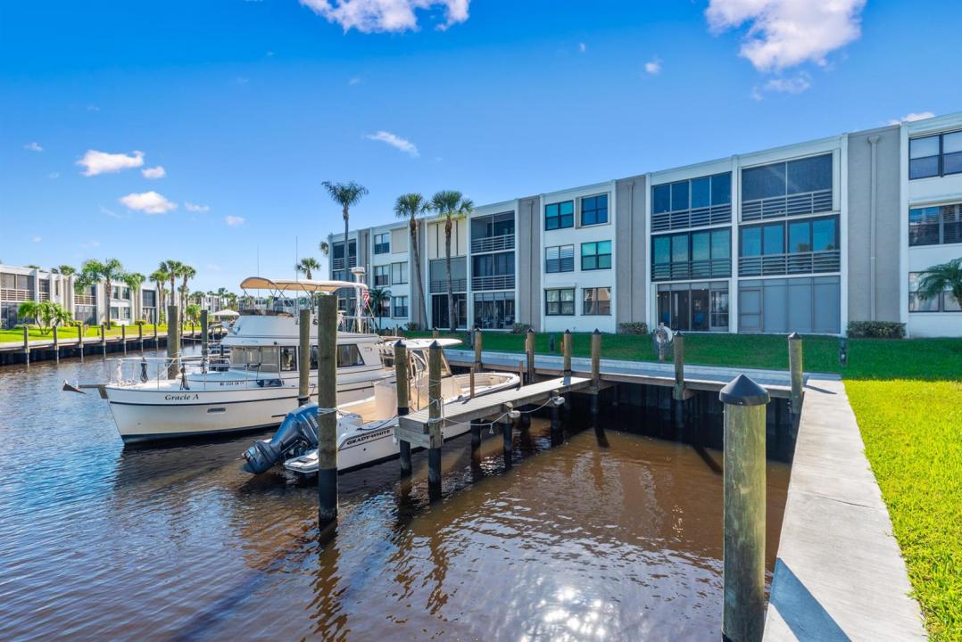 1950 SW PALM CITY Road 12-103, Stuart, Floride 34994, États-Unis