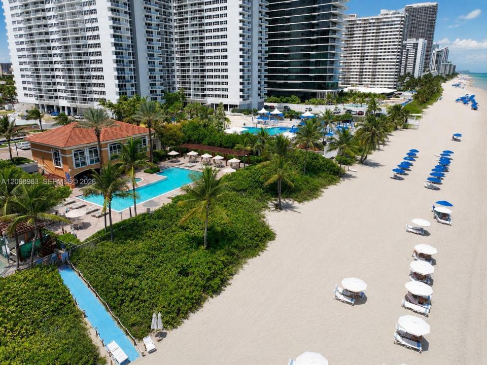 2069 S Ocean Dr TH18, Hallandale Beach, Florida 33009, Stati Uniti