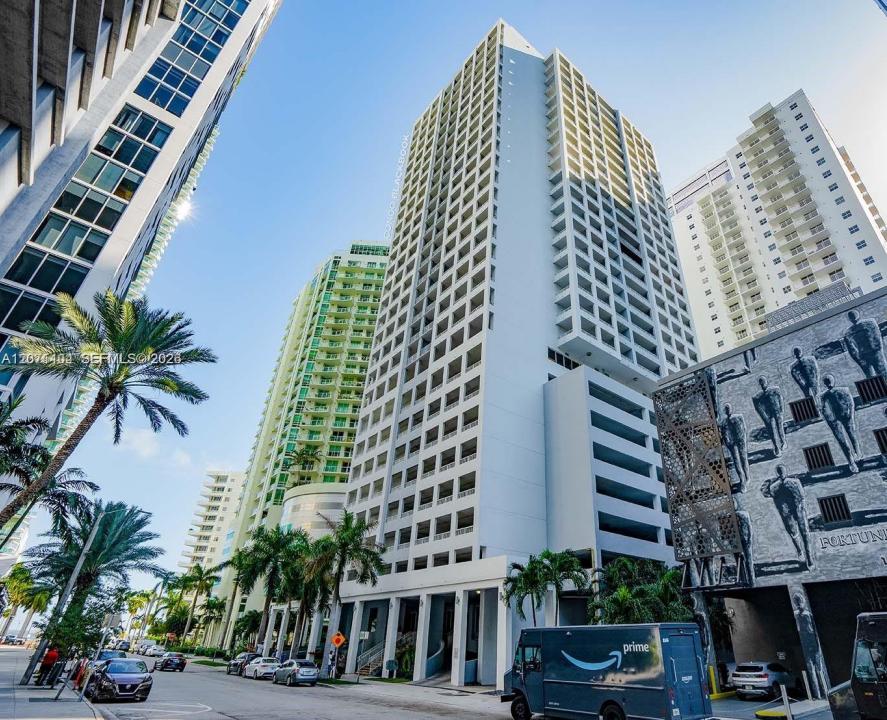 170 SE 14th St 1506, Miami, Floride 33131, États-Unis