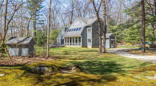 282 Byron Randall Road, Scituate, Rhode Island 02857, USA