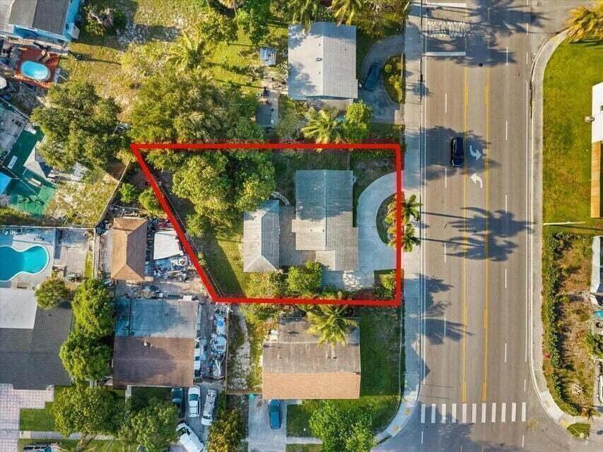 2831 N SEACREST Boulevard, Boynton Beach, Florida 33435, USA