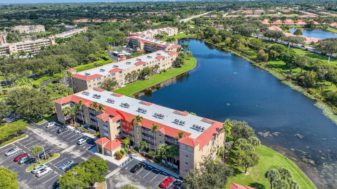 5842 CRYSTAL SHORES Drive 205, Boynton Beach, Florida 33437, Stati Uniti