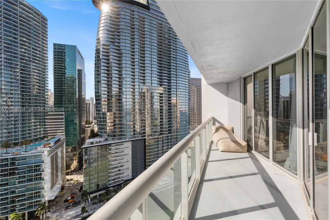 465 Brickell Ave 2504, Miami, Florida 33131, Stati Uniti