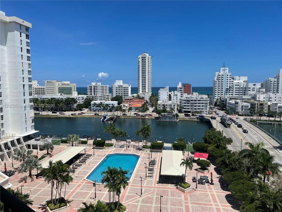 4101 Pine Tree Dr 926,925, Miami Beach, Floride 33140, États-Unis