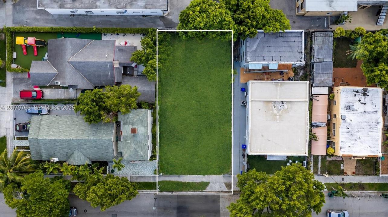315 SW 14th Ave, Miami, Florida 33135, USA