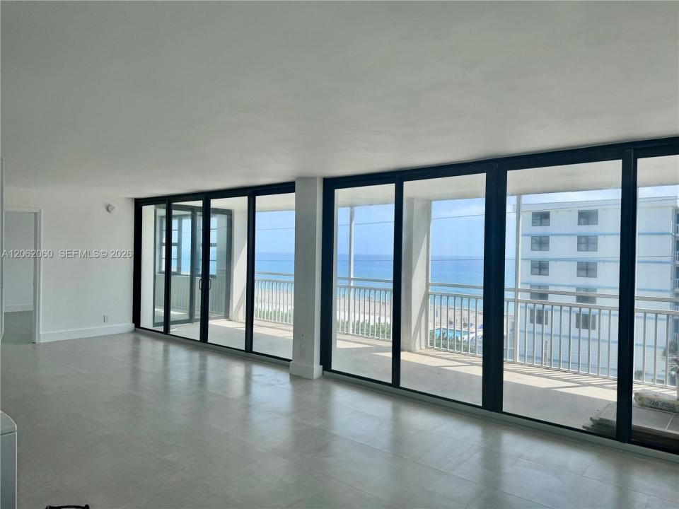 911 Ocean Dr 503, Juno Beach, Floryda 33408, USA