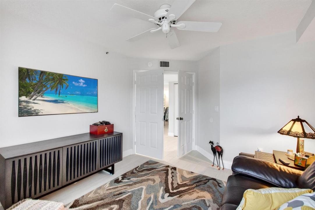 5746 CRYSTAL SHORES Drive 303, Boynton Beach, Floride 33437, États-Unis