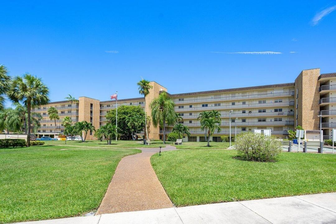 555 NW 4TH Avenue 2150, Boca Raton, Florida 33432, Stati Uniti
