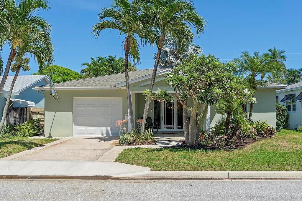 1106 N Lakeside Drive, Florida 33460, USA