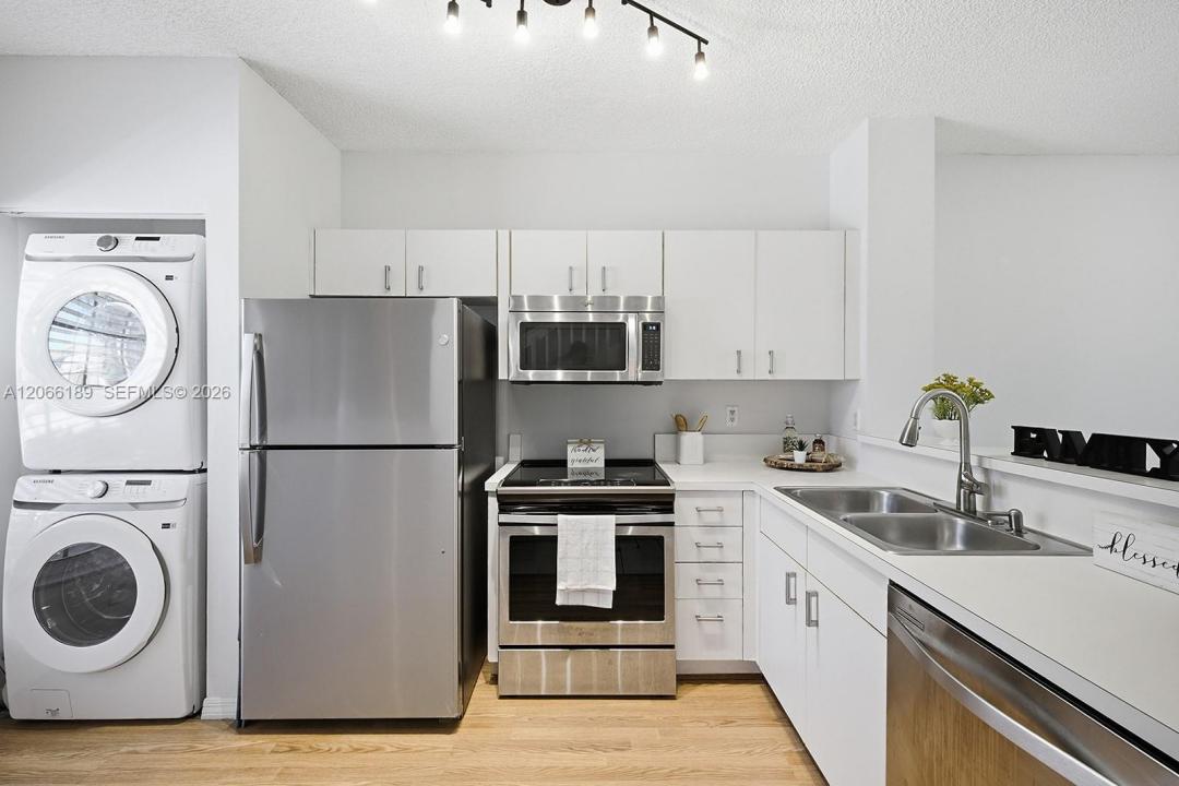 12135 SW 3rd St, Pembroke Pines, Floride 33025, États-Unis