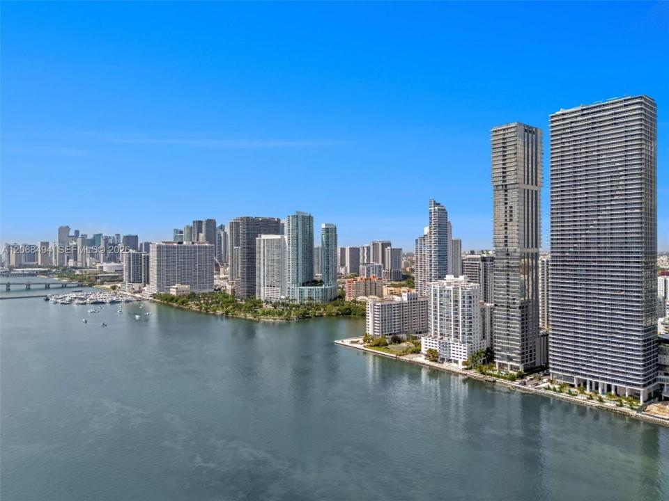 700 NE 24th St 1207, Miami, Florida 33137, USA
