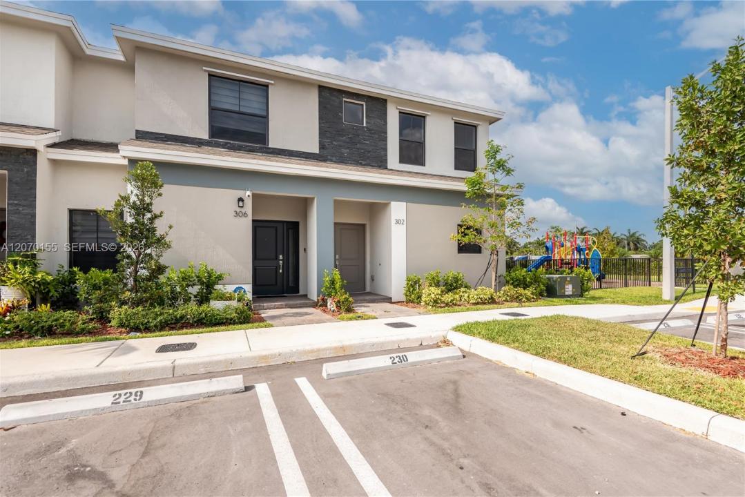302 NE 1st Dr 302, Florida City, Floride 33034, États-Unis