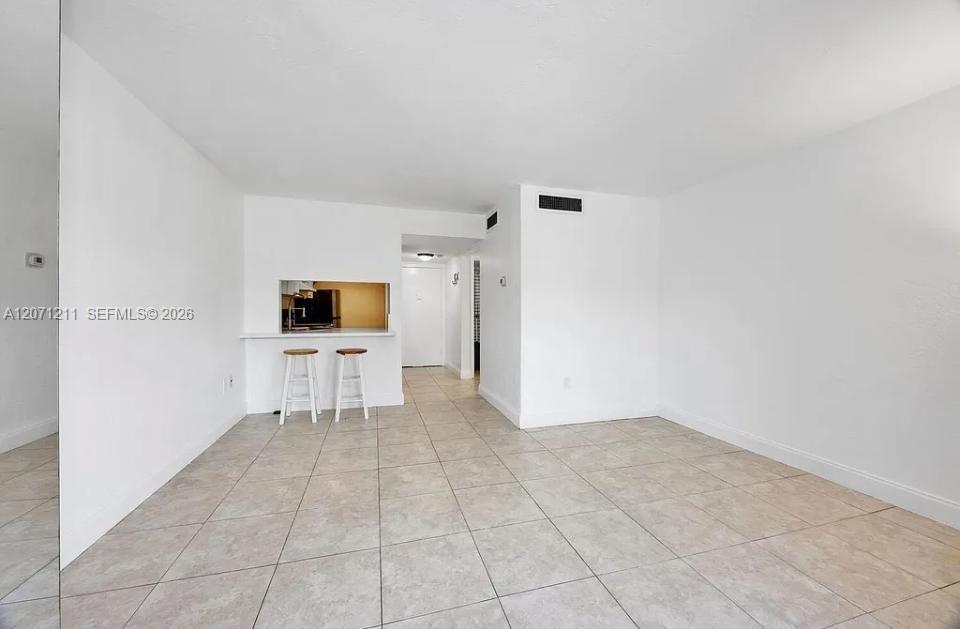 7403 SW 82nd St 207N, Miami, Floride 33143, États-Unis