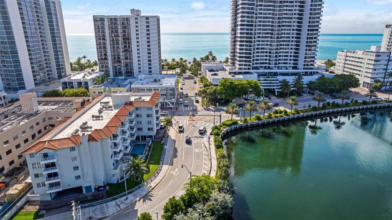 2600 Collins Ave 204, Miami Beach, Florida 33140, USA