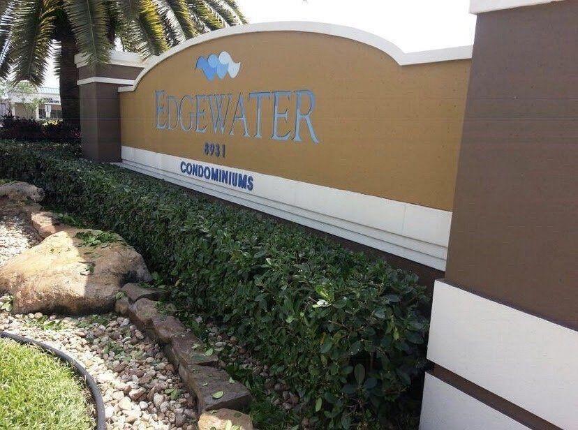 8977 Wiles Road 203, Coral Springs, Florida 33067, USA