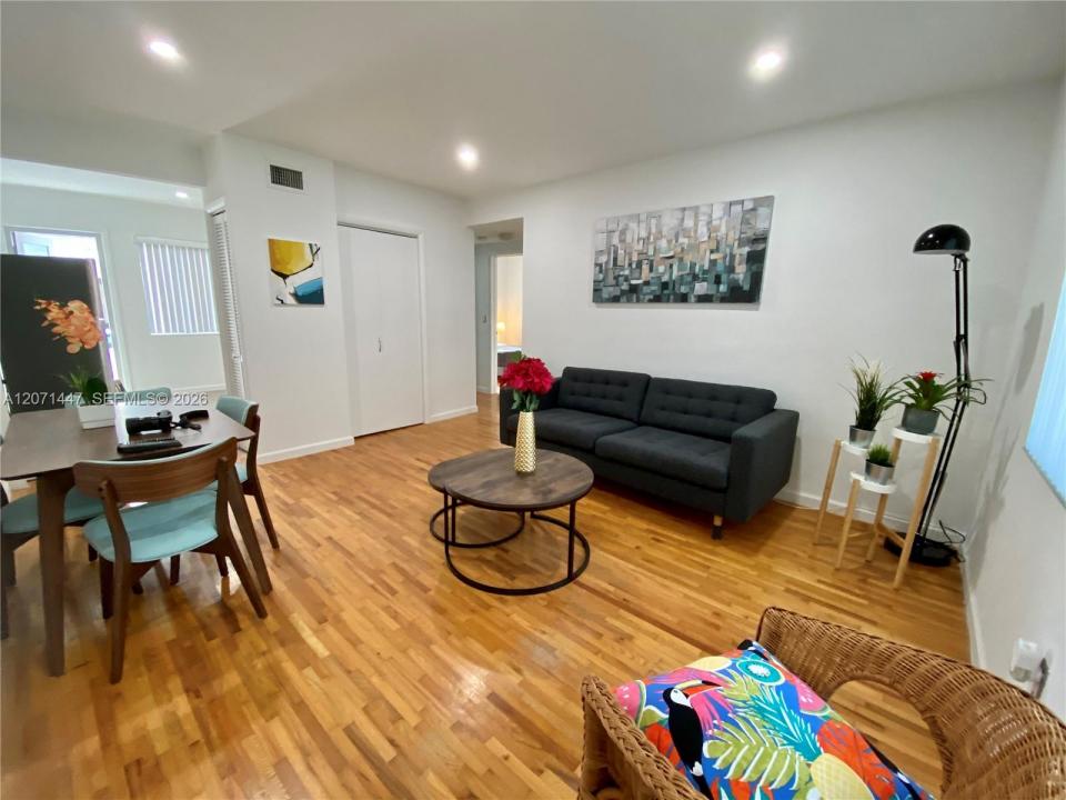 215 Antilla Ave 1, Coral Gables, Floride 33134, États-Unis