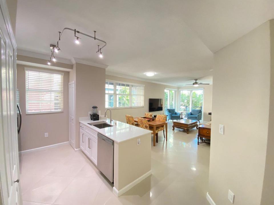 225 NE 1st Street 202, Delray Beach, Floride 33444, États-Unis