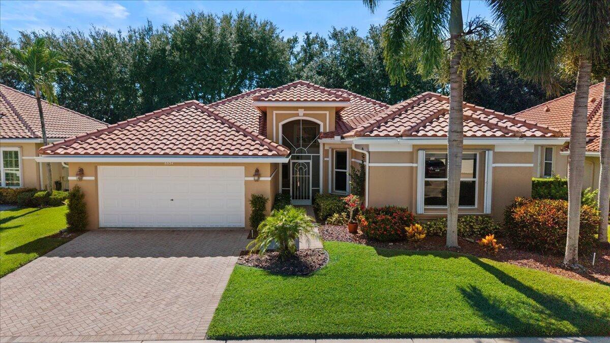 6634 JOG PALM Drive, Boynton Beach, Florida 33437, USA