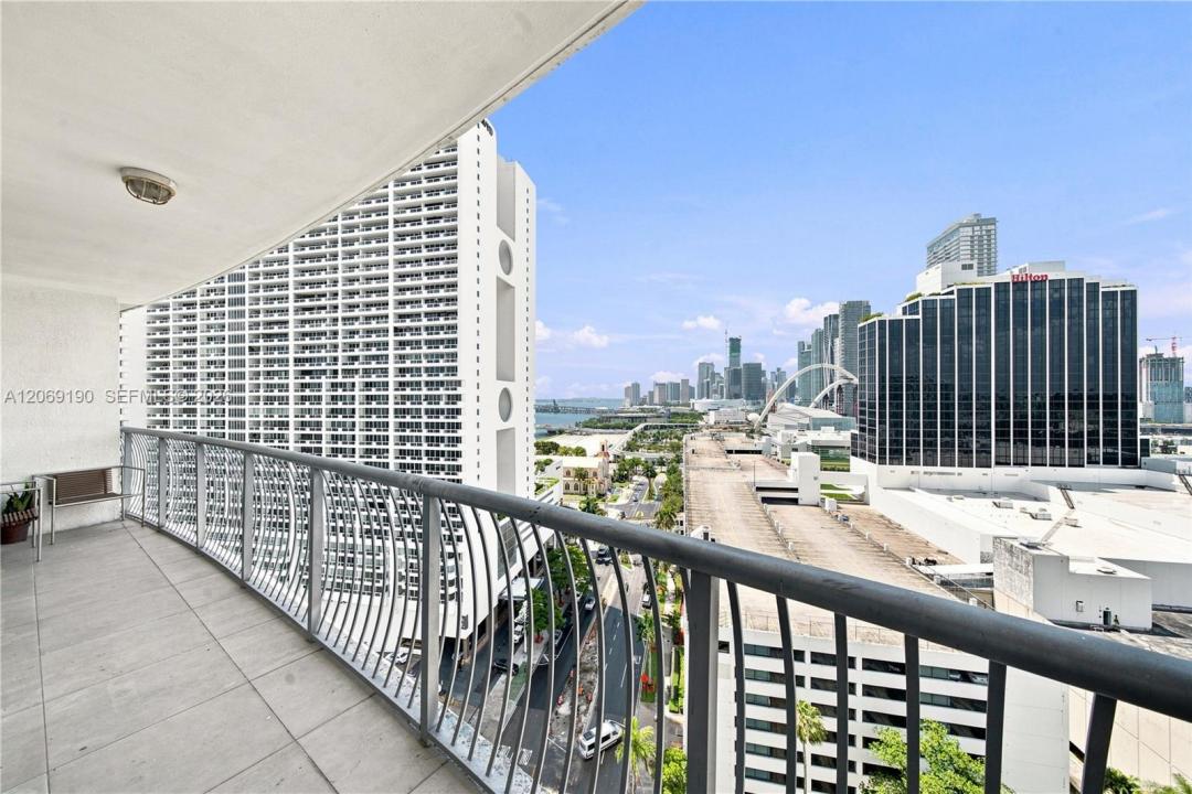 1750 N Bayshore Dr 1912, Miami, Floride 33132, États-Unis