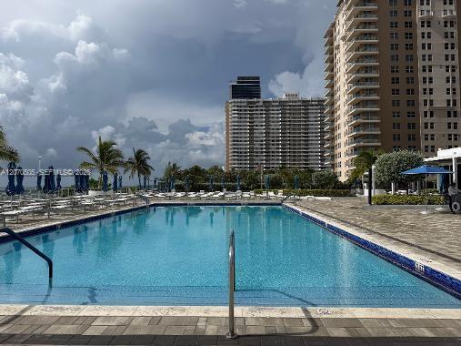 1904 S Ocean Dr 1107, Hallandale Beach, Floride 33009, États-Unis