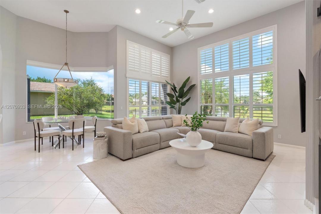 2733 Meadowood Dr, Weston, Flórida 33332, Estados Unidos