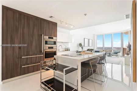 851 NE 1st Ave 4106, Miami, Florida 33132, USA