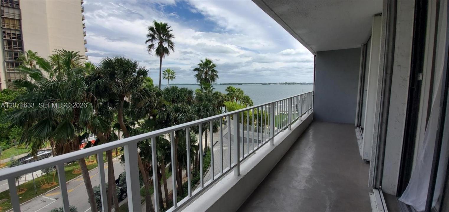 200 SE 15th Rd 5H, Miami, فلوريدا 33129, الولايات المتحدة