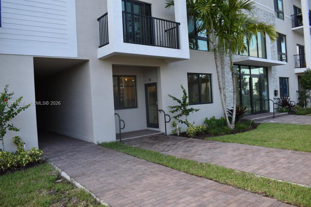4640 NW 84 16, Doral, Florida 33166, USA