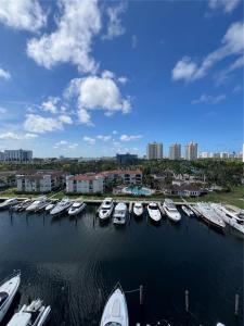 3131 NE 188th St #1-801, Aventura, Florida 33180, USA