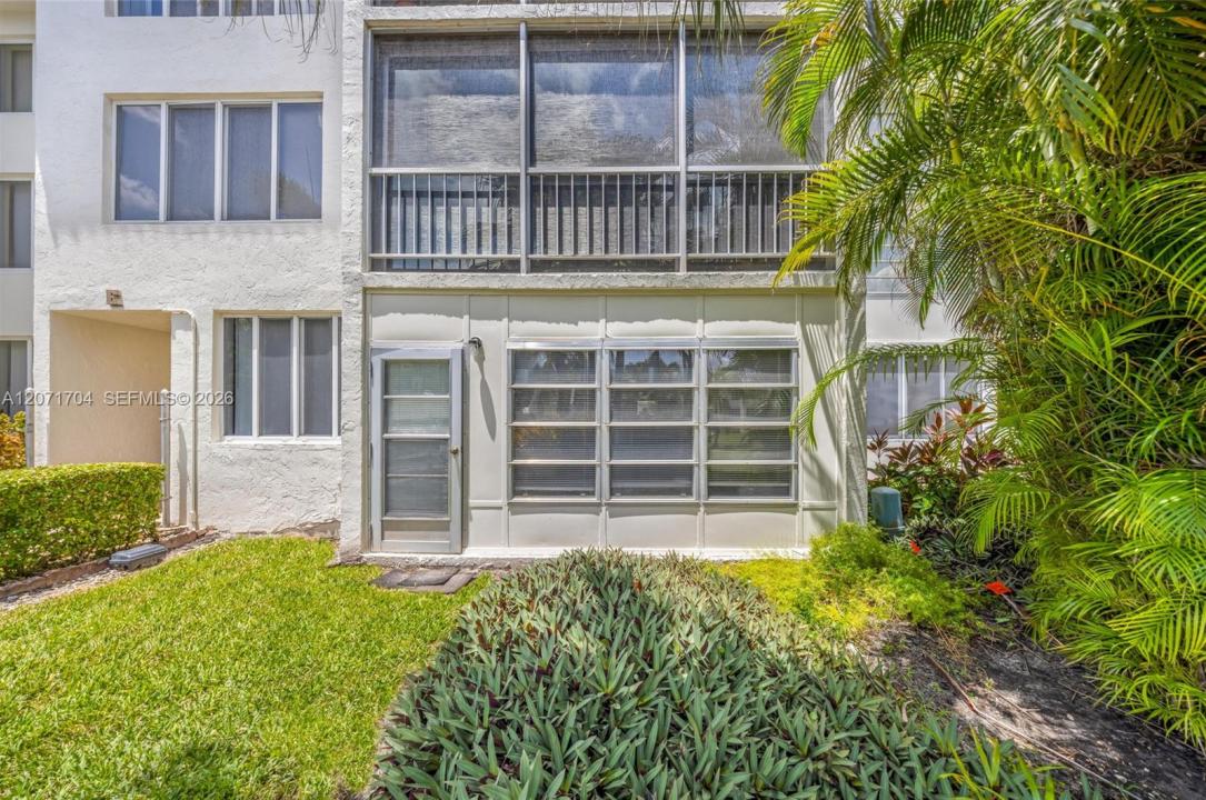 6750 Royal Palm Blvd 106E, Margate, Floride 33063, États-Unis