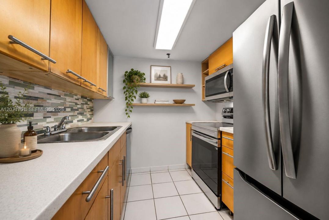 1010 NW 11th St 507, Miami, Floryda 33136, USA