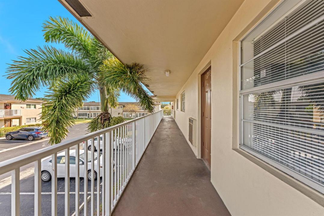 601 NW 78th Terrace 203, Margate, Floride 33063, États-Unis
