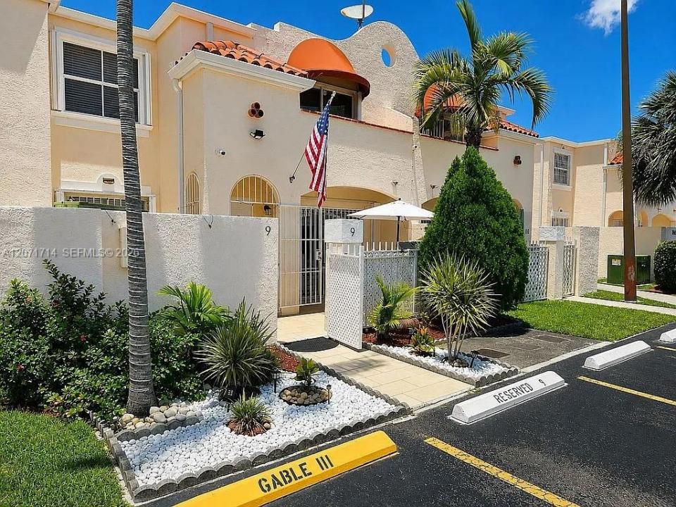8575 NW 5th Ter 1509, Miami, Floride 33126, États-Unis
