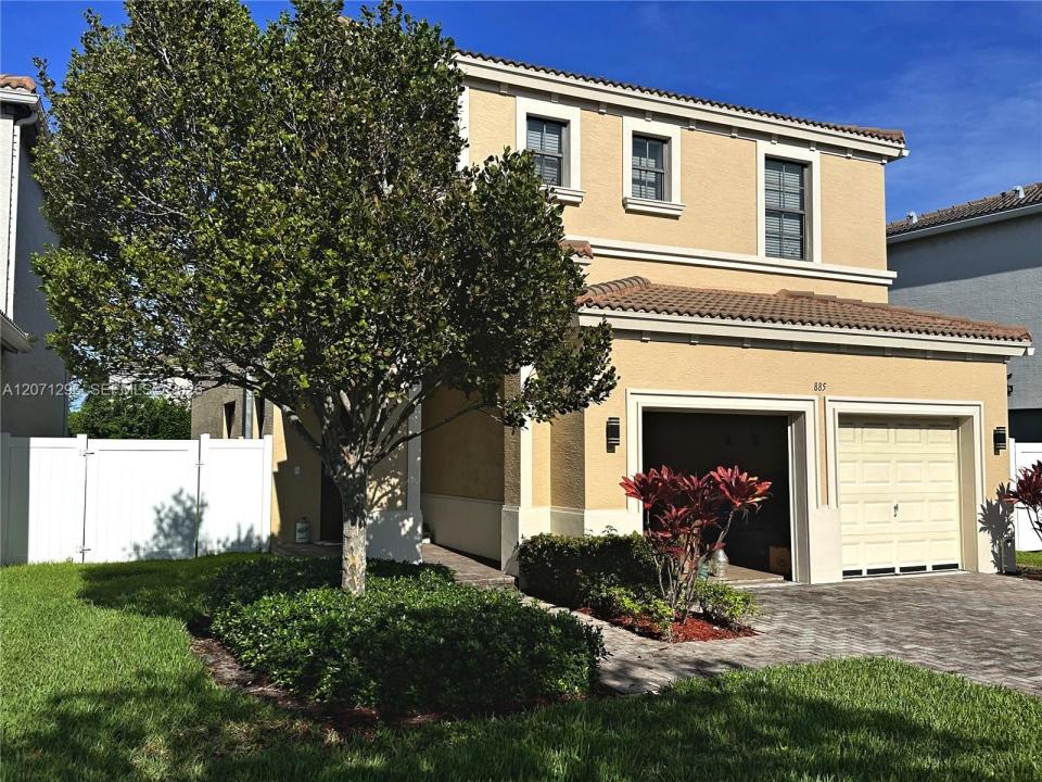 885 NE 191st St, Miami, 플로리다 33179, 미국