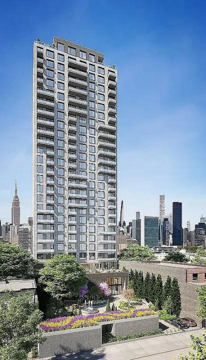 4530 Pearson Street, New York, New York 11101, USA