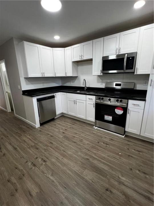1890 Broad Street 110, Cranston, Rhode Island 02905, USA