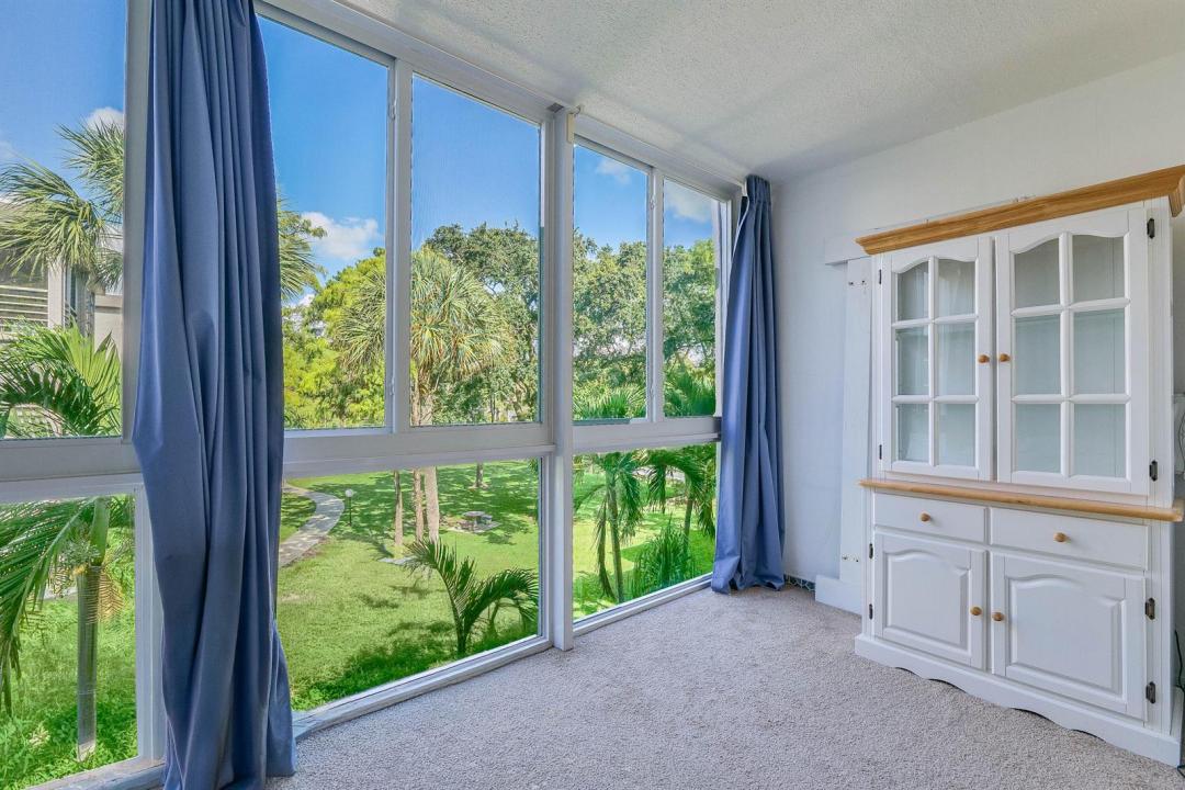 4851 NW 26th Court 336, Lauderdale Lakes, Floride 33313, États-Unis