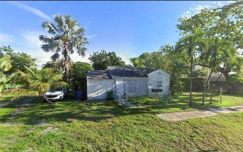 2549 NE 190th St, Miami, Florida 33180, USA
