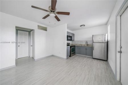 1281 NW 61st St 31, Miami, Flórida 33142, Estados Unidos