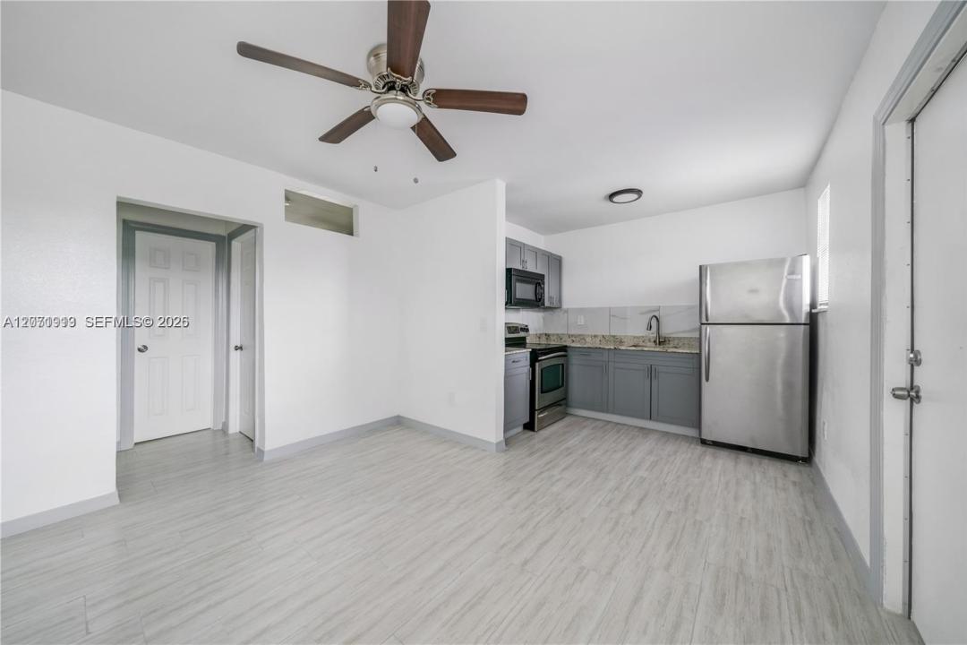 1281 NW 61st St 31, Miami, Floride 33142, États-Unis
