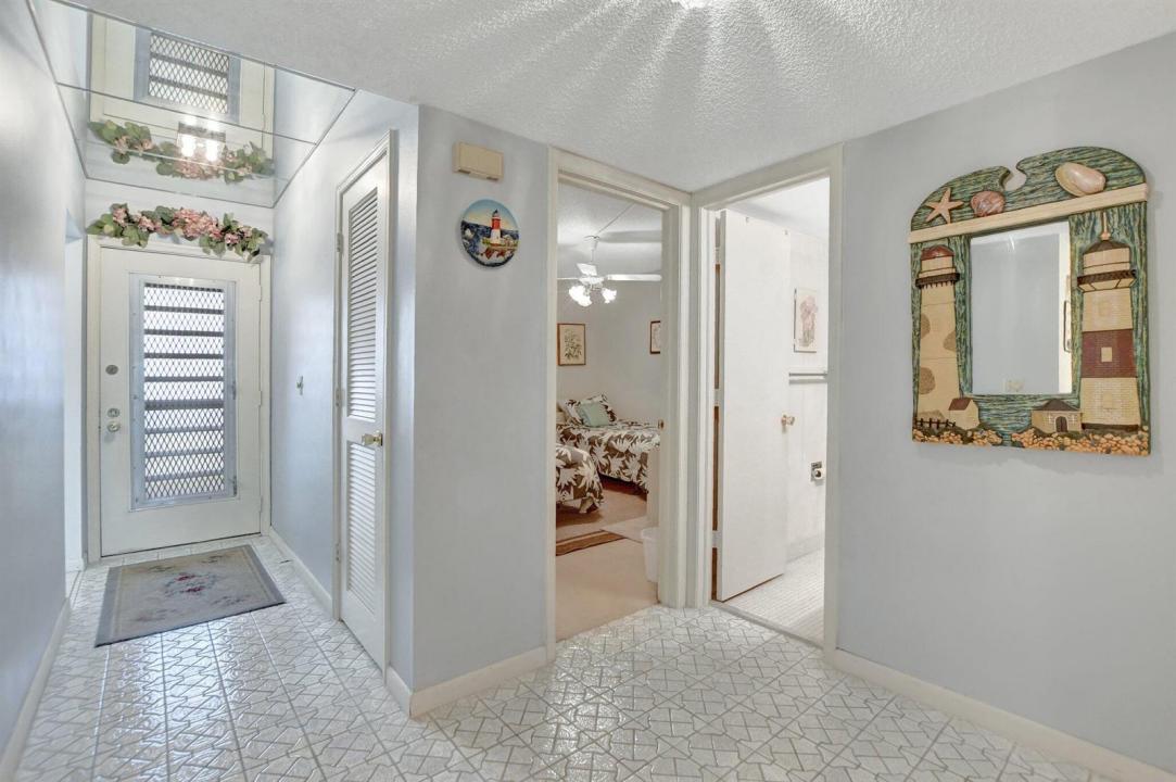 23099 BARWOOD N Lane 306, Boca Raton, Florida 33428, USA