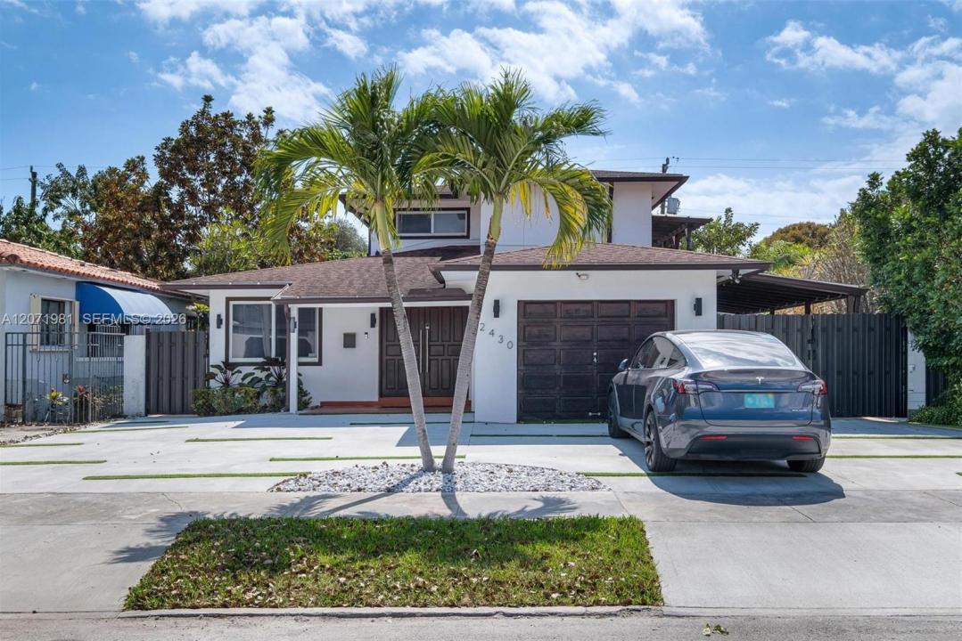 2430 SW 22nd Ter, Miami, Florida 33145, Stati Uniti