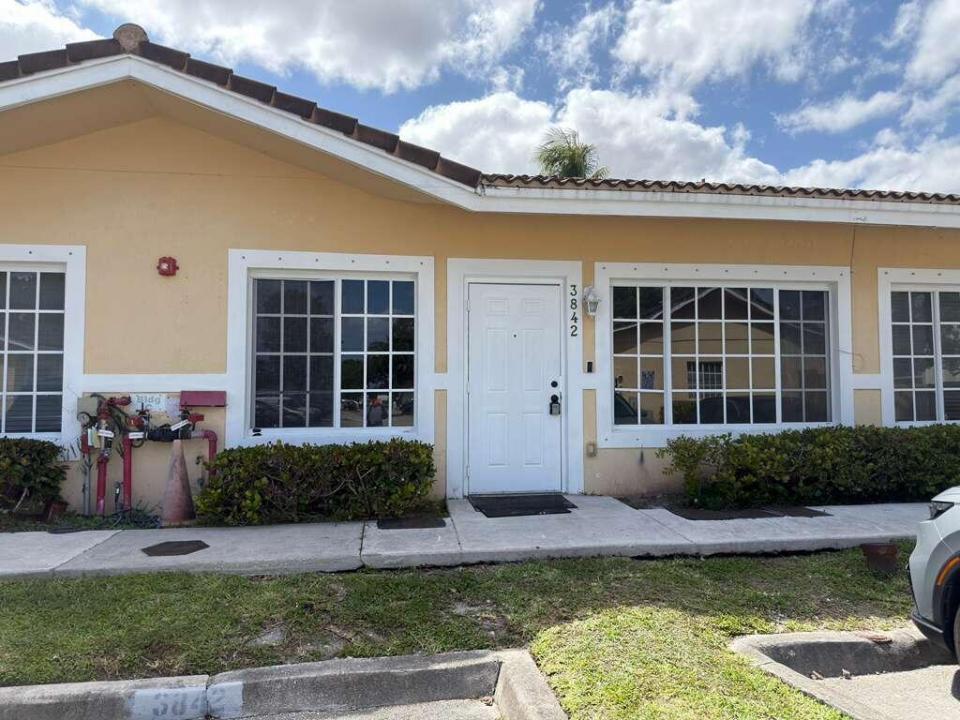 3842 SW 48TH Avenue, Hollywood, Florida 33023, Stati Uniti