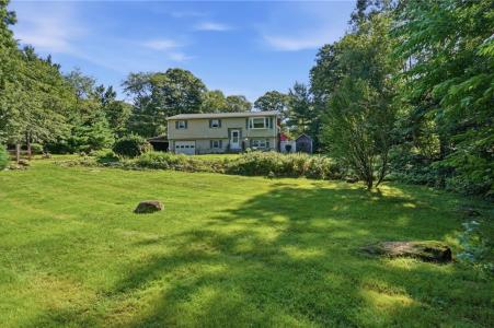 1564 Victory Highway, Coventry, Rhode Island 02827, USA