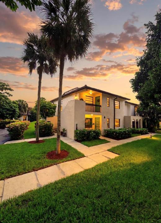21785 Cypress Drive 46B, Boca Raton, Floride 33433, États-Unis