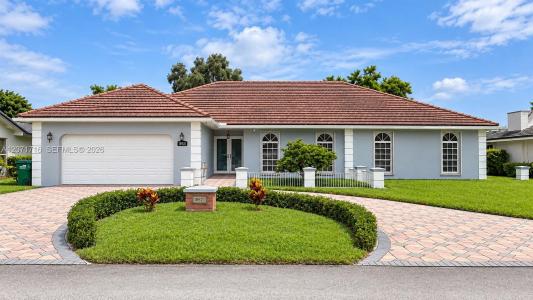 18921 W Oakmont Dr, Hialeah, Florida 33015, Estados Unidos